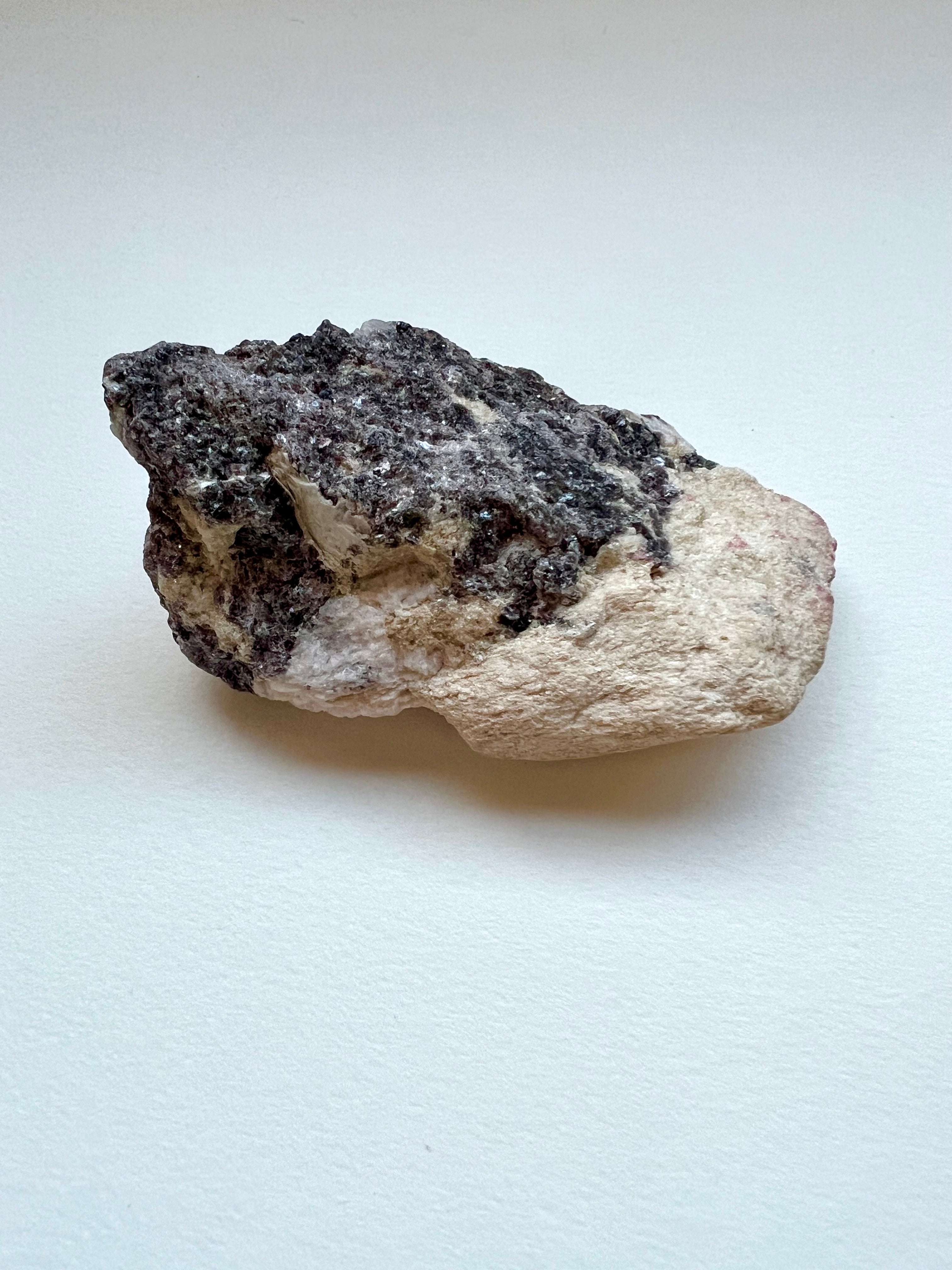 Raw Morganite with Lithium Majestic Hudson Lifestyle