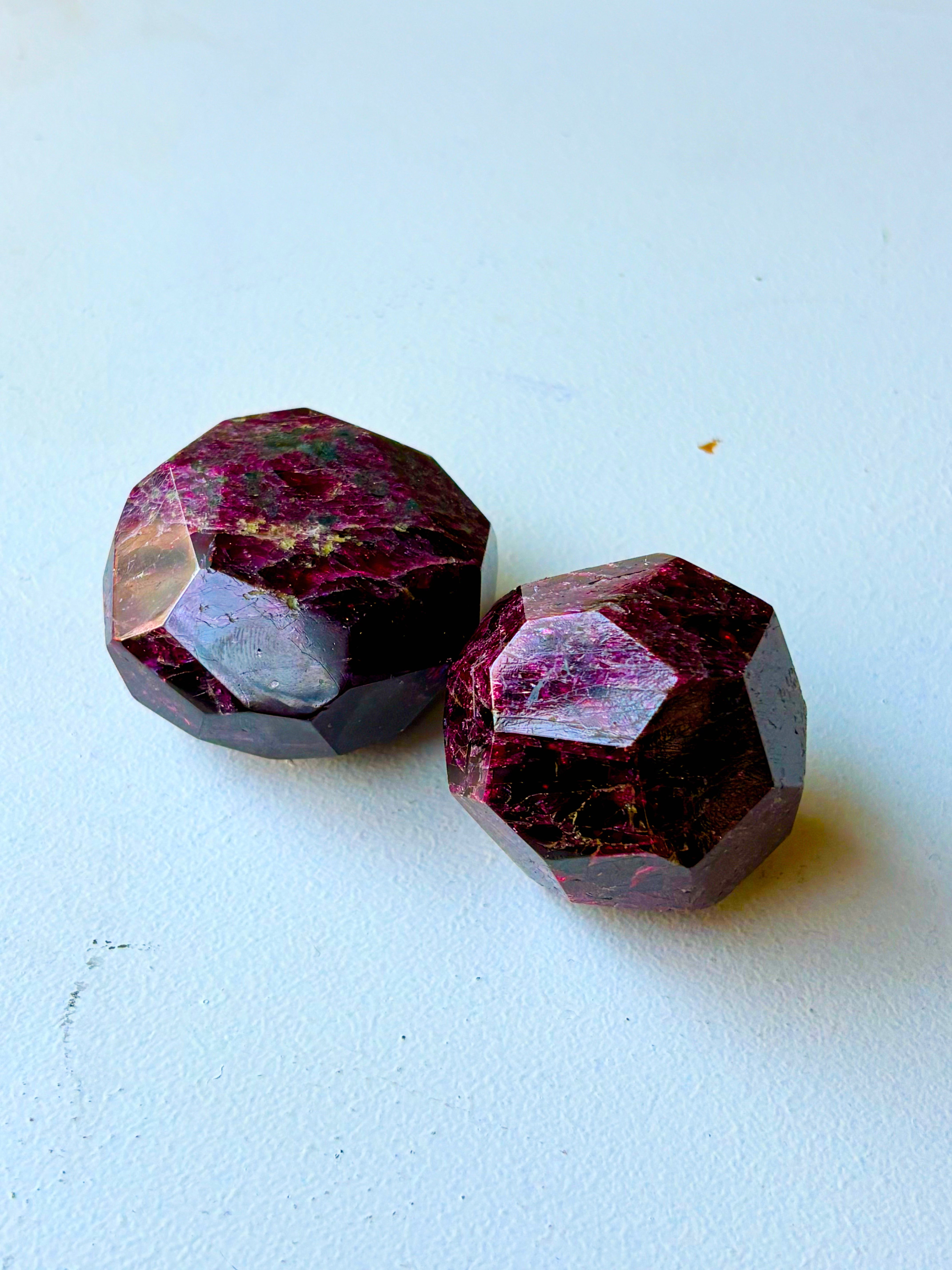 beautiful garnet specimens 