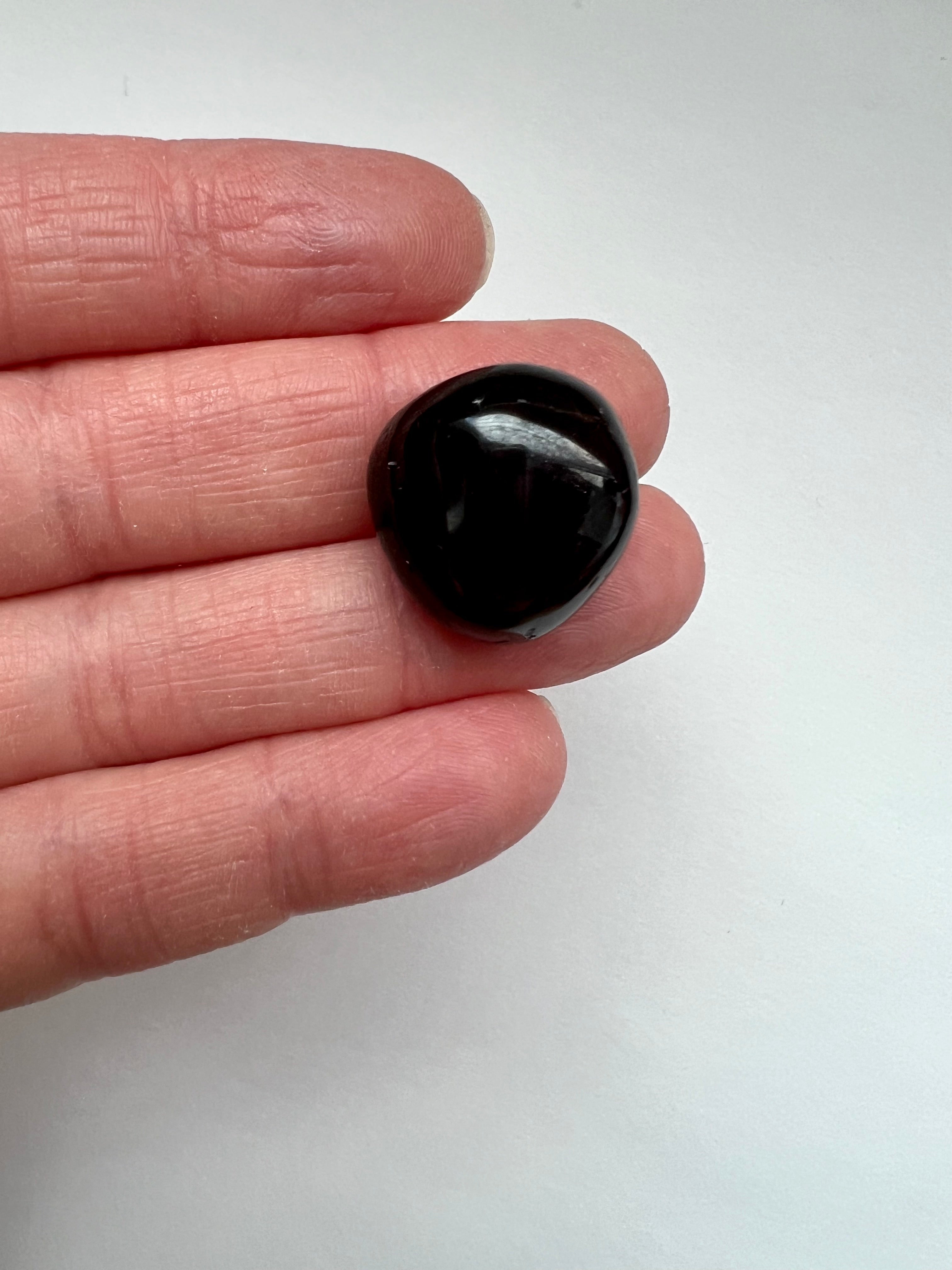 Garnet | Tumbled Majestic Hudson Lifestyle