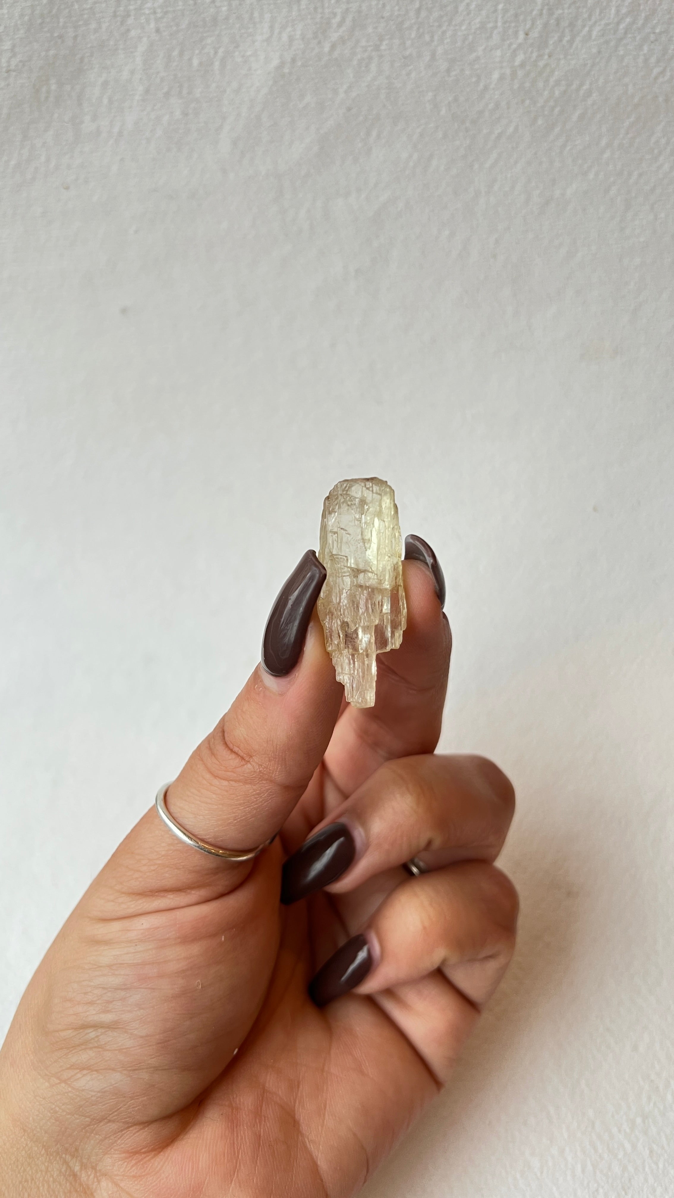 Hiddenite | Raw Majestic Hudson Lifestyle