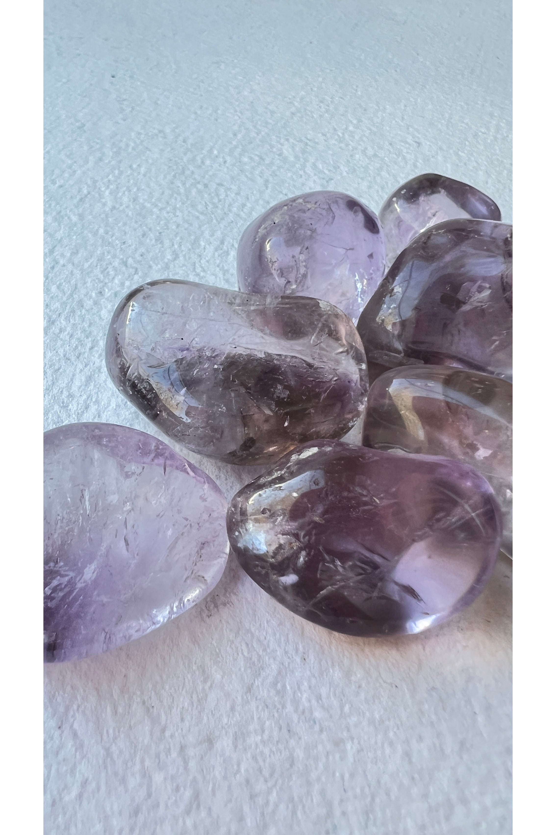 Amethyst tumbled Crystal - detail