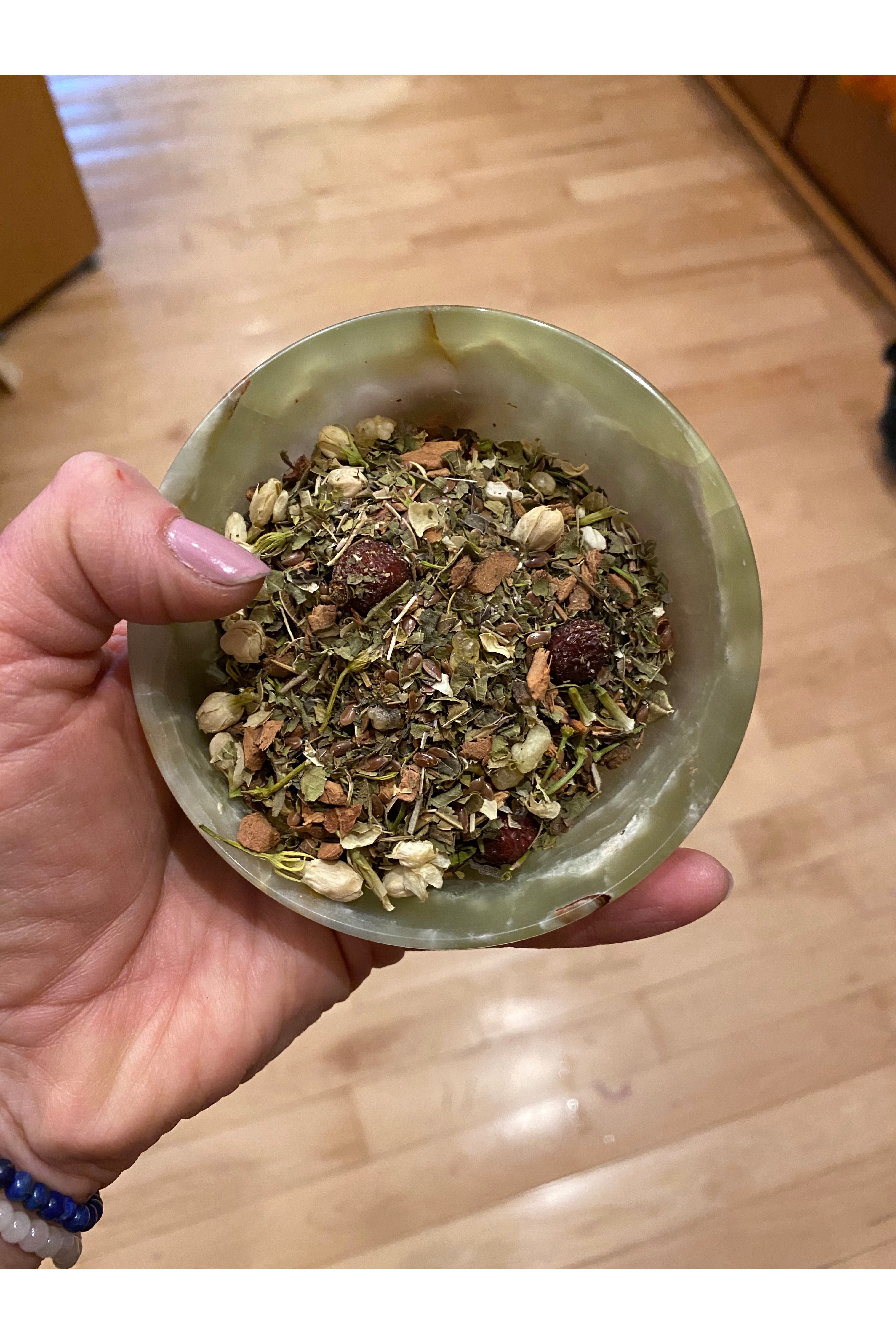 Manifestation Capsule -DIY Majestic Hudson Lifestyle