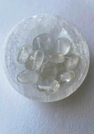 Tumbled clear quartz stones – polished healing crystals for energy amplification, clarity, and spiritual balance